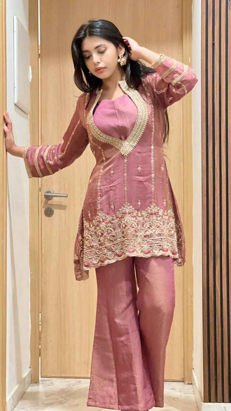 Mastani shimmer sets