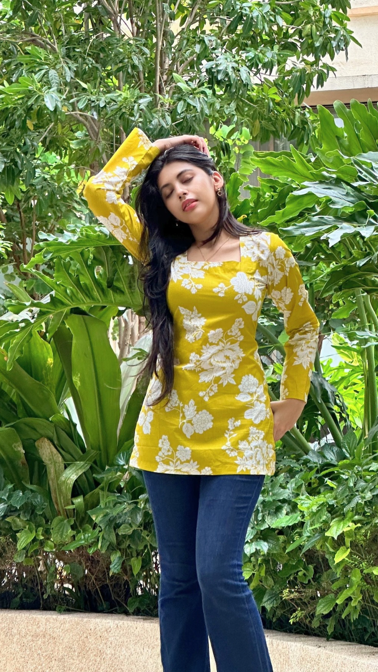Roohi kurti