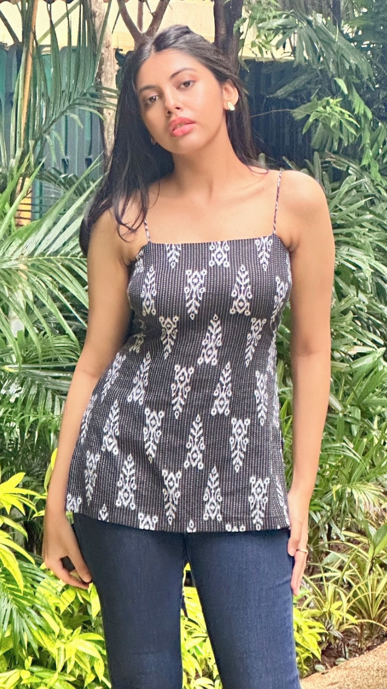 Aditi short kurti