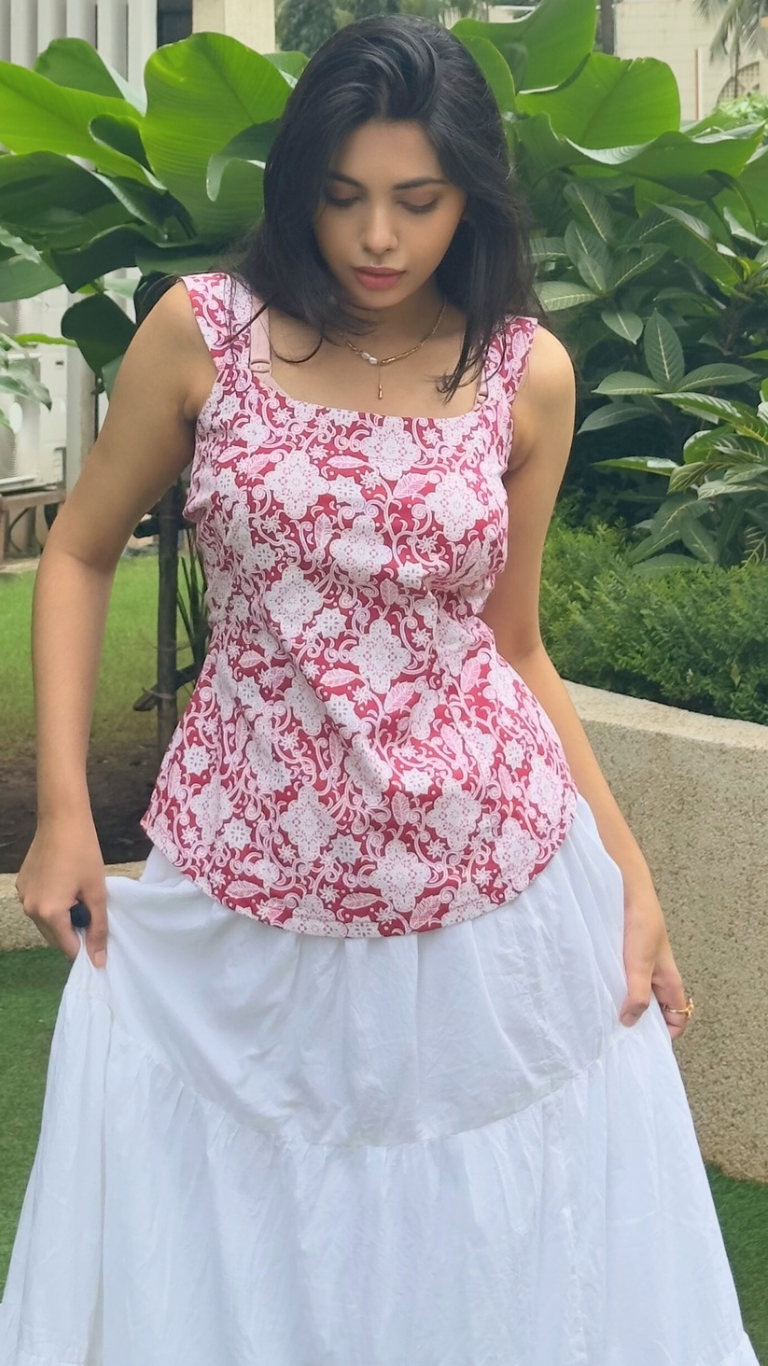 Nisha kurti
