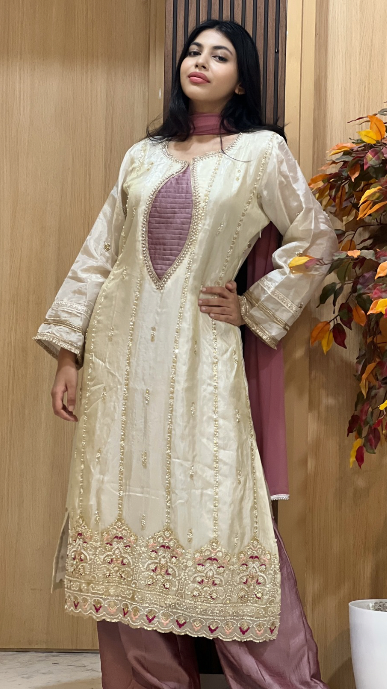 Mastani long suit