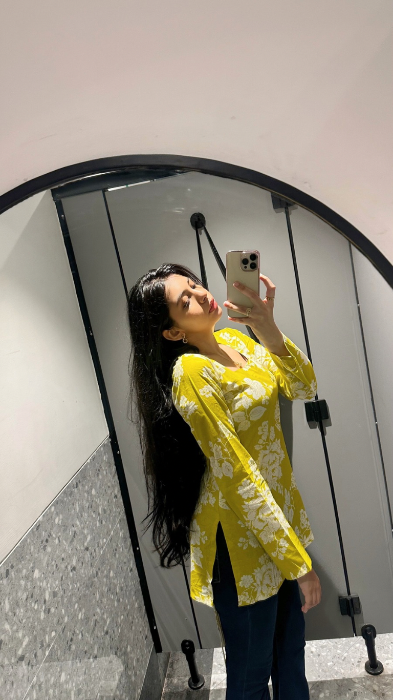 Roohi kurti