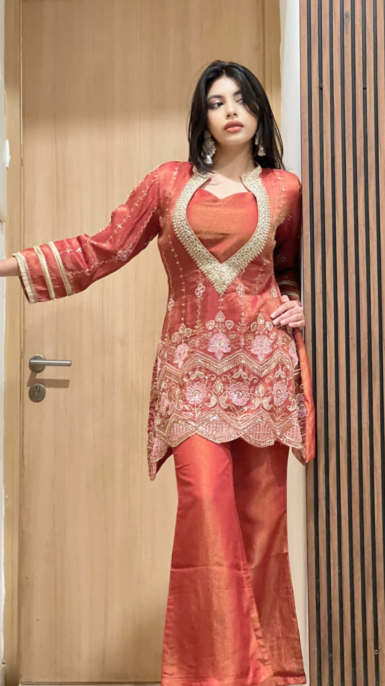 Mastani shimmer sets