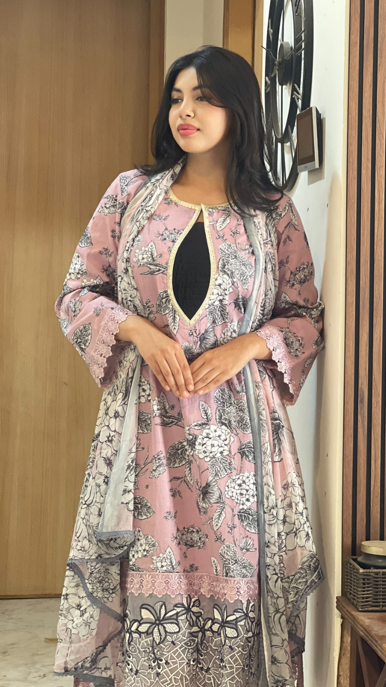 Pakistani suits