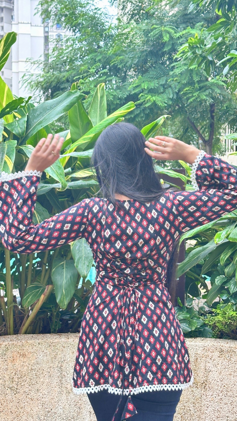 Aisha kurti