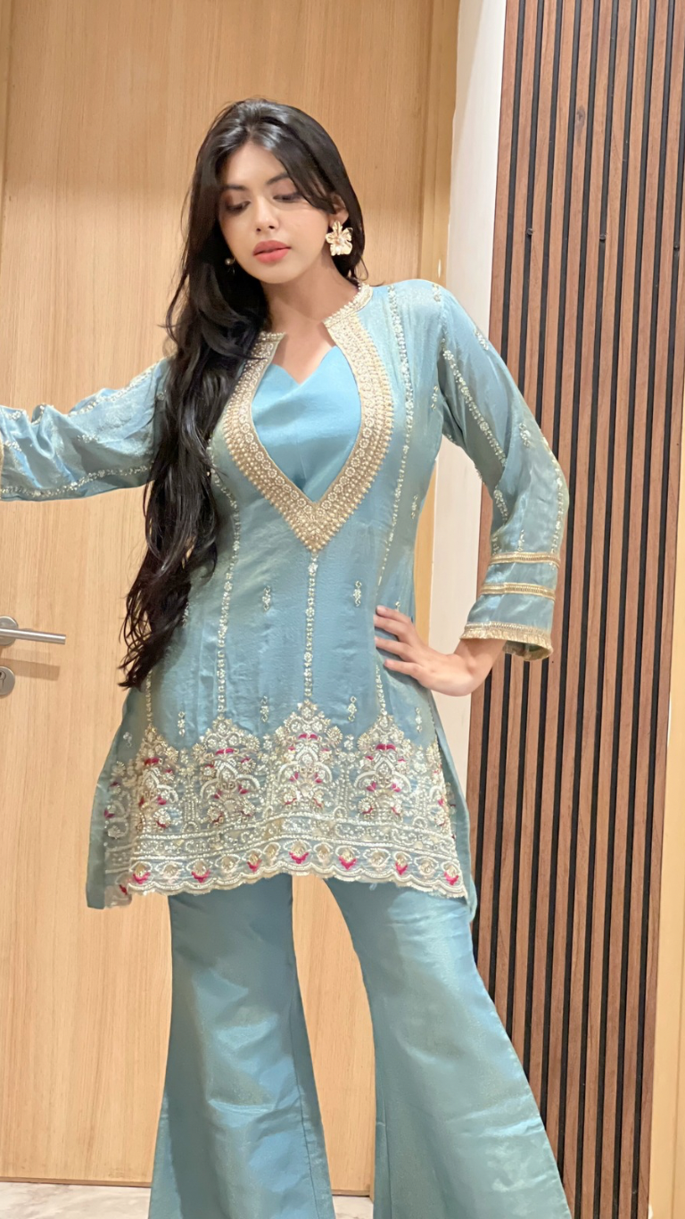 Mastani shimmer sets