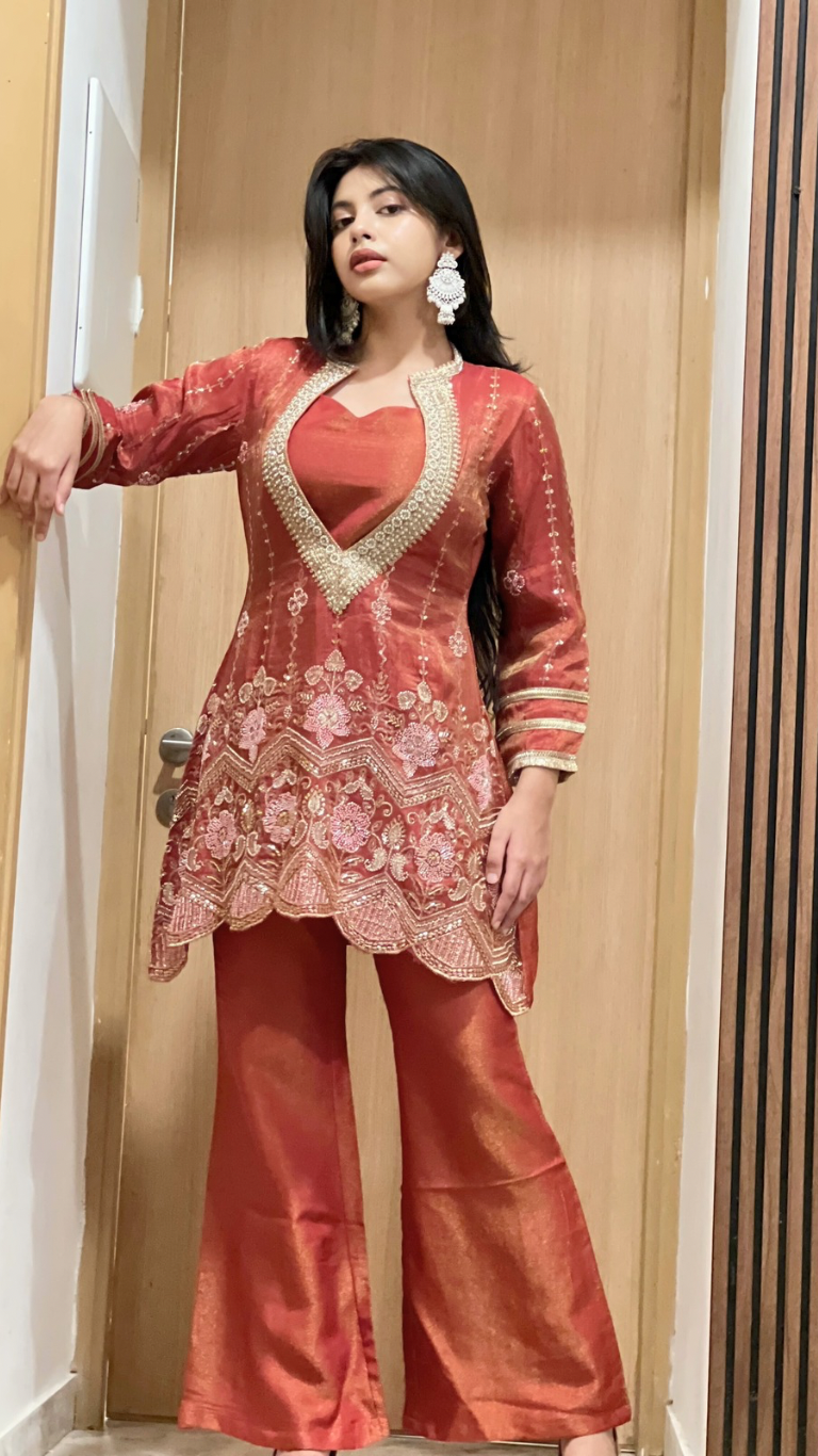 Mastani shimmer sets