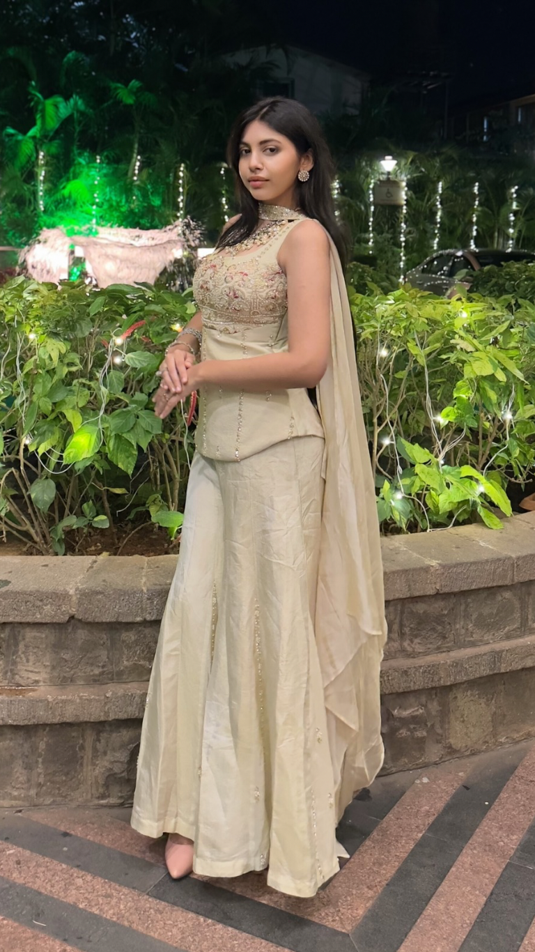 Blockbuster corset plazzo set