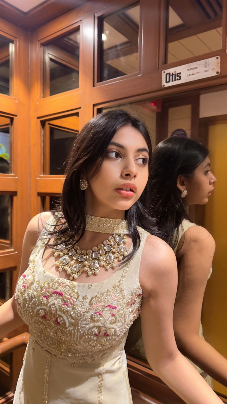 Blockbuster corset plazzo set