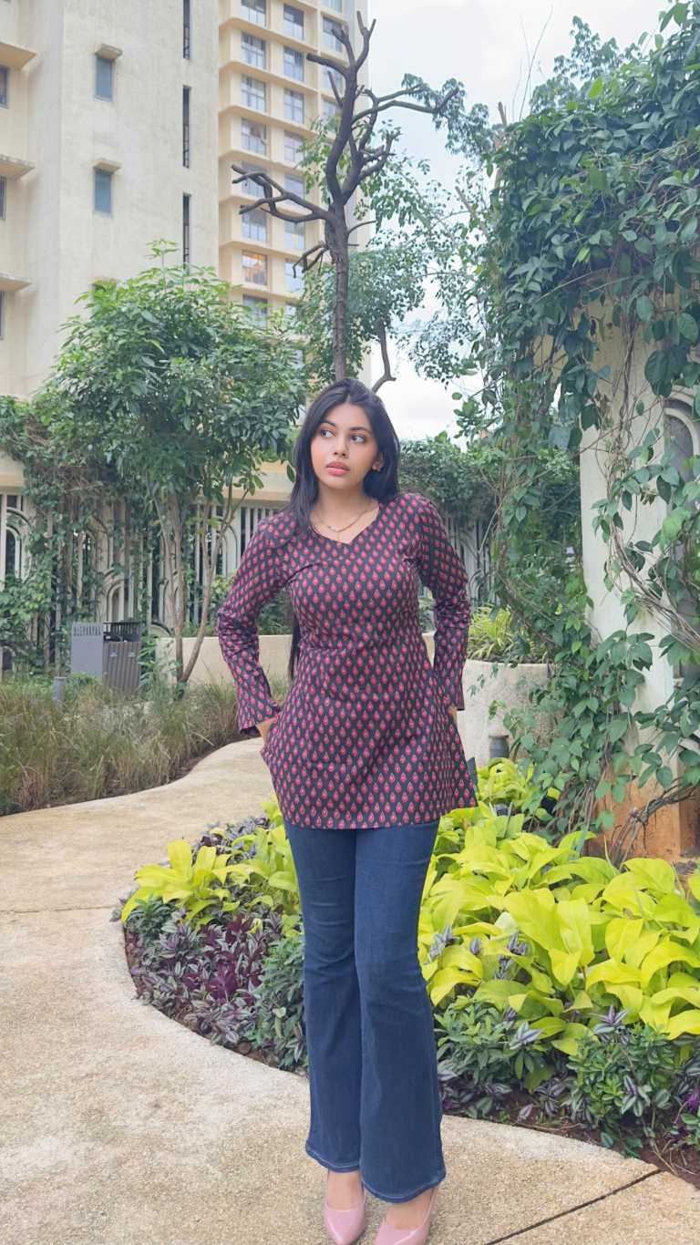 Rashmika kurti