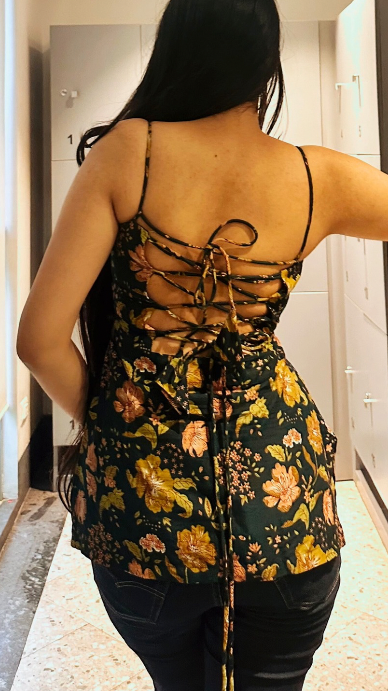 Shanaya kurti