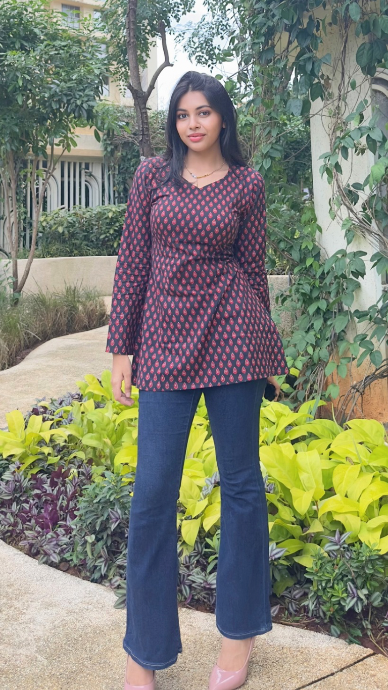 Rashmika kurti