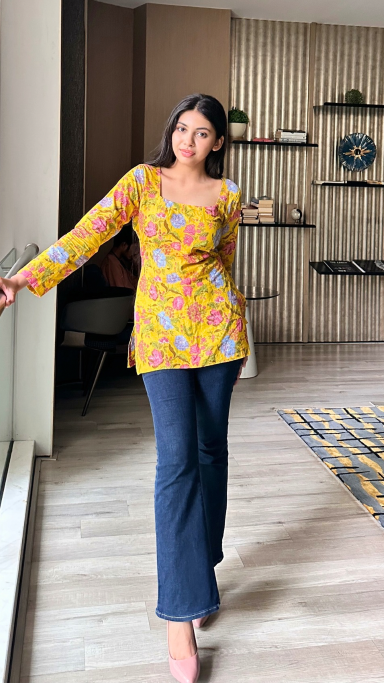 Kiara kurti top